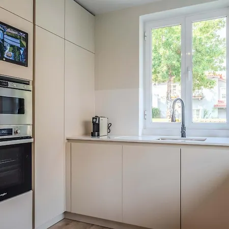 Liiiving In - Foz Garden House 3 Bdr *
